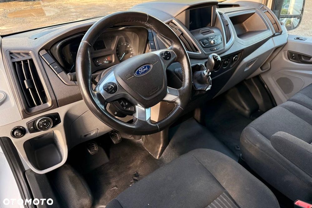 Ford Transit - 9