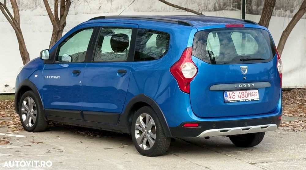 Dacia Lodgy TCe 115 Stepway - 13