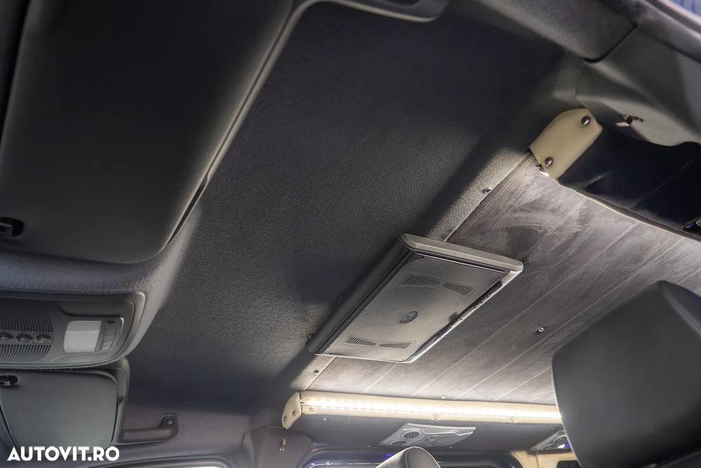 Mercedes-Benz Sprinter - 19