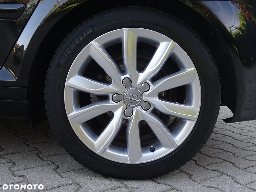 Audi A3 Sportback 1.2 TFSI S line Sportpaket - 24