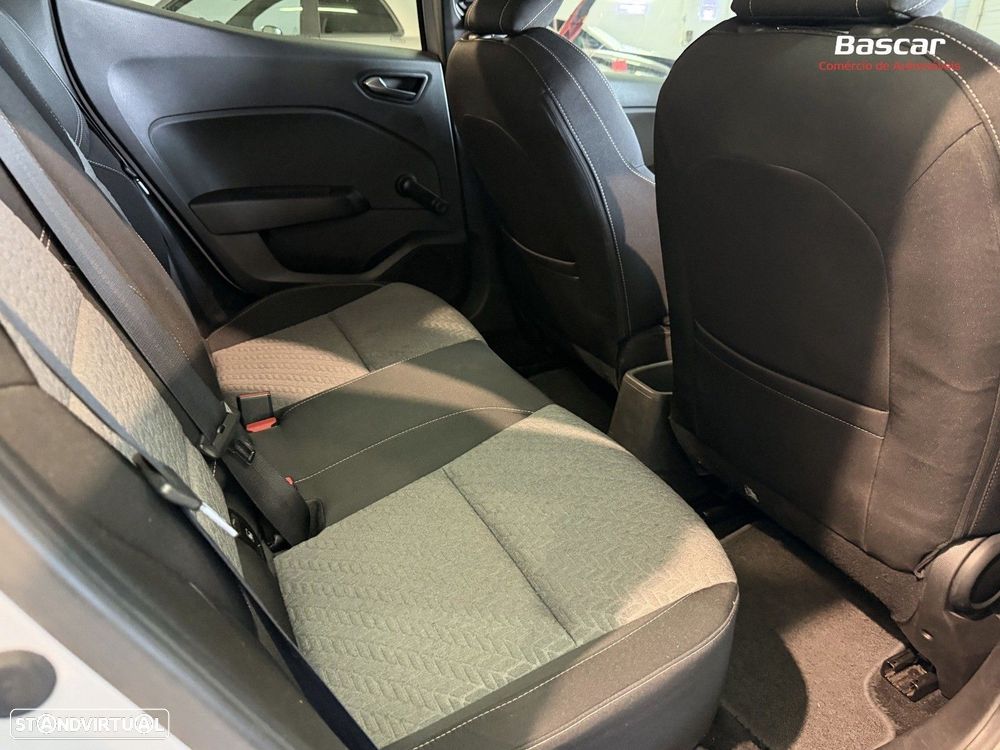 Renault Clio 1.0 TCe Evolution - 14
