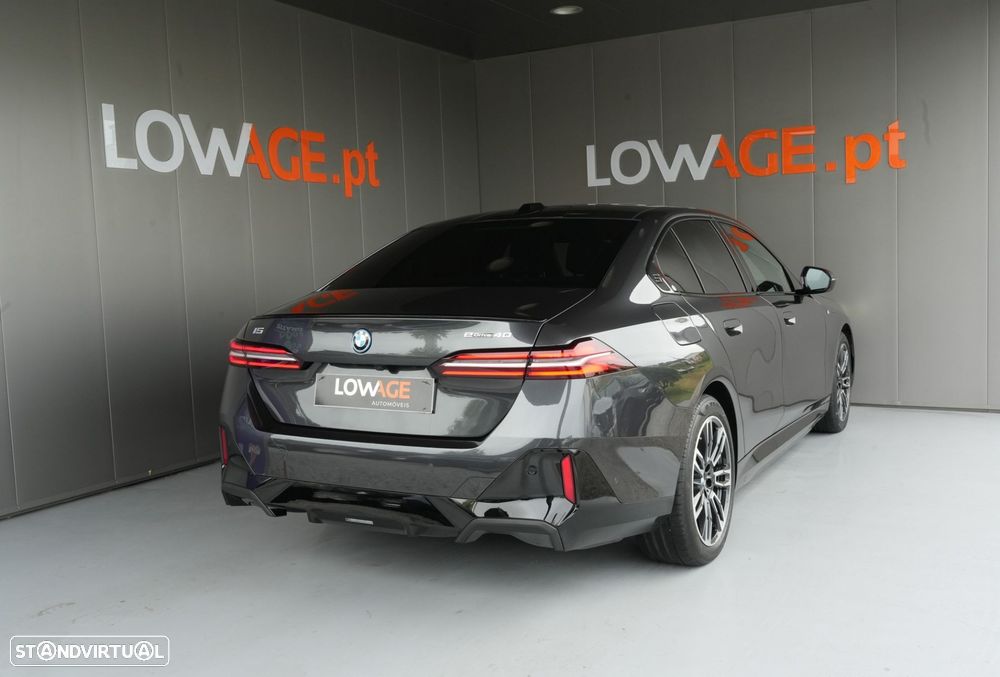 BMW i5 eDrive40 Pack Desportivo M - 53