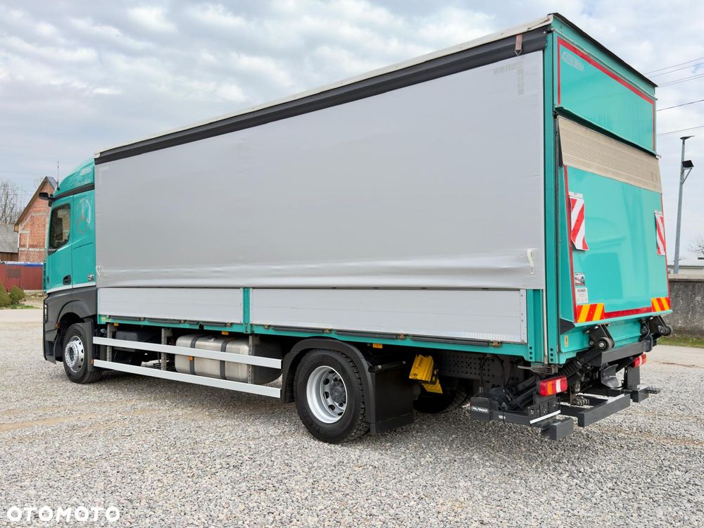 Mercedes-Benz ACTROS 1843 / BURTO-FIRANKA/ KABINA TYPU SALONKA / WINDA  / WIRTUALNY KOKPIT / KAMERY / NOWE OPONY / 18PALET / 8TON ŁADOWNOŚCI / AUTOMAT / DUŻY SILNIK  / SYPIALKA / SERWISOWANY / 2021 / JAK NOWY  / E6 - 14