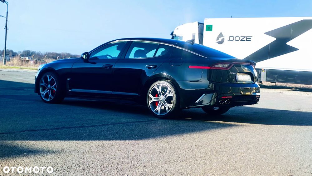 Kia Stinger 3.3 T-GDI AWD GT - 12