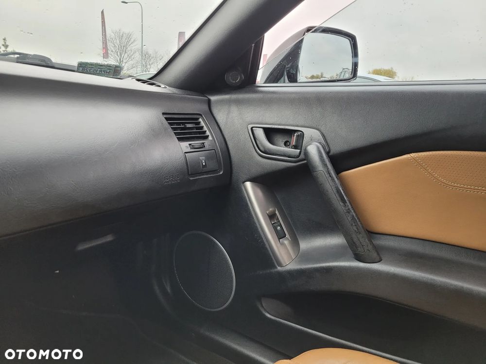 Hyundai Coupe 2.7 V6 Automatik GLS - 17