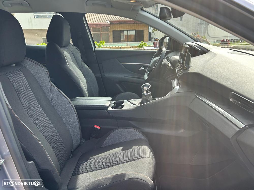 Peugeot 3008 1.2 PureTech Style - 20