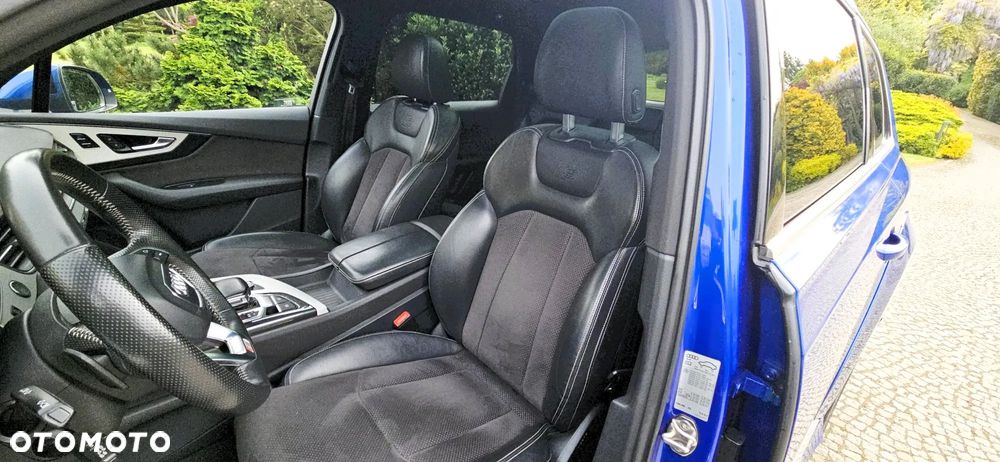 Audi Q7 - 7