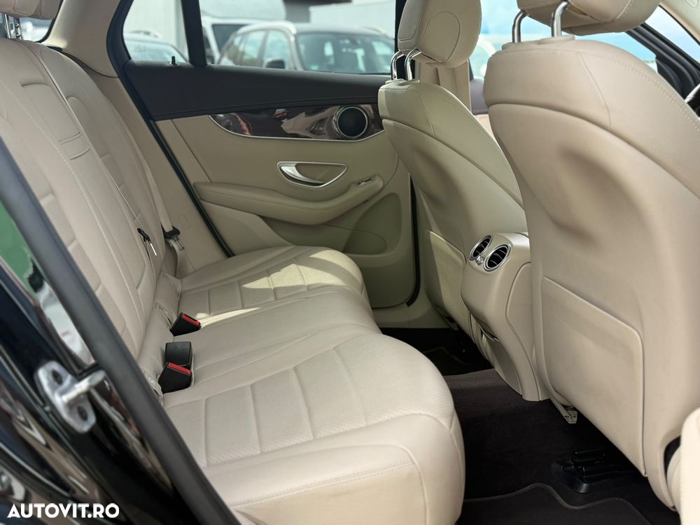 Mercedes-Benz GLC 200 4MATIC MHEV - 10