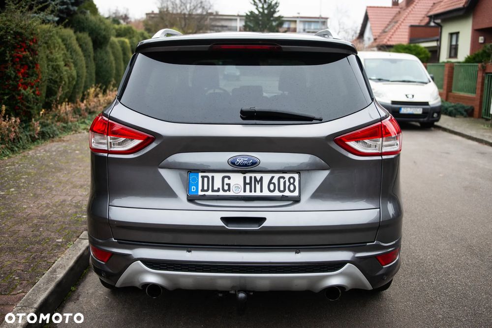 Ford Kuga 2.0 TDCi 4x4 Titanium - 6