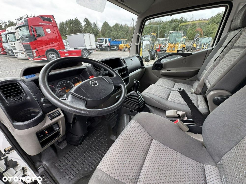 Nissan Cabstar - 28