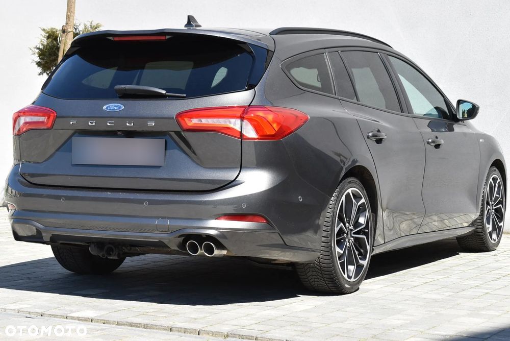 Ford Focus 1.5 EcoBlue STart-Stopp-System ST-LINE - 13