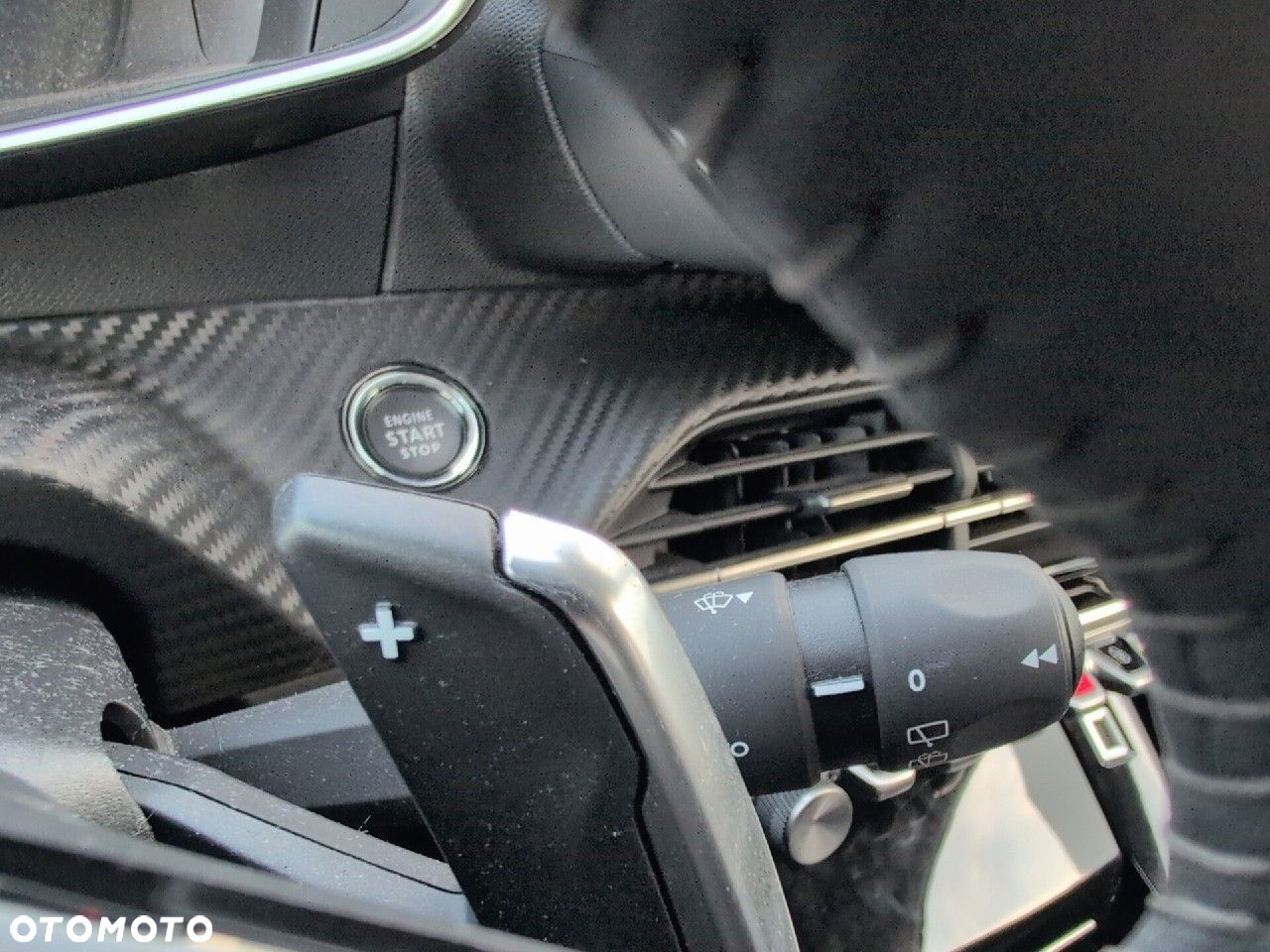 Peugeot 208 1.2 PureTech Allure Pack S&S EAT8 - 28
