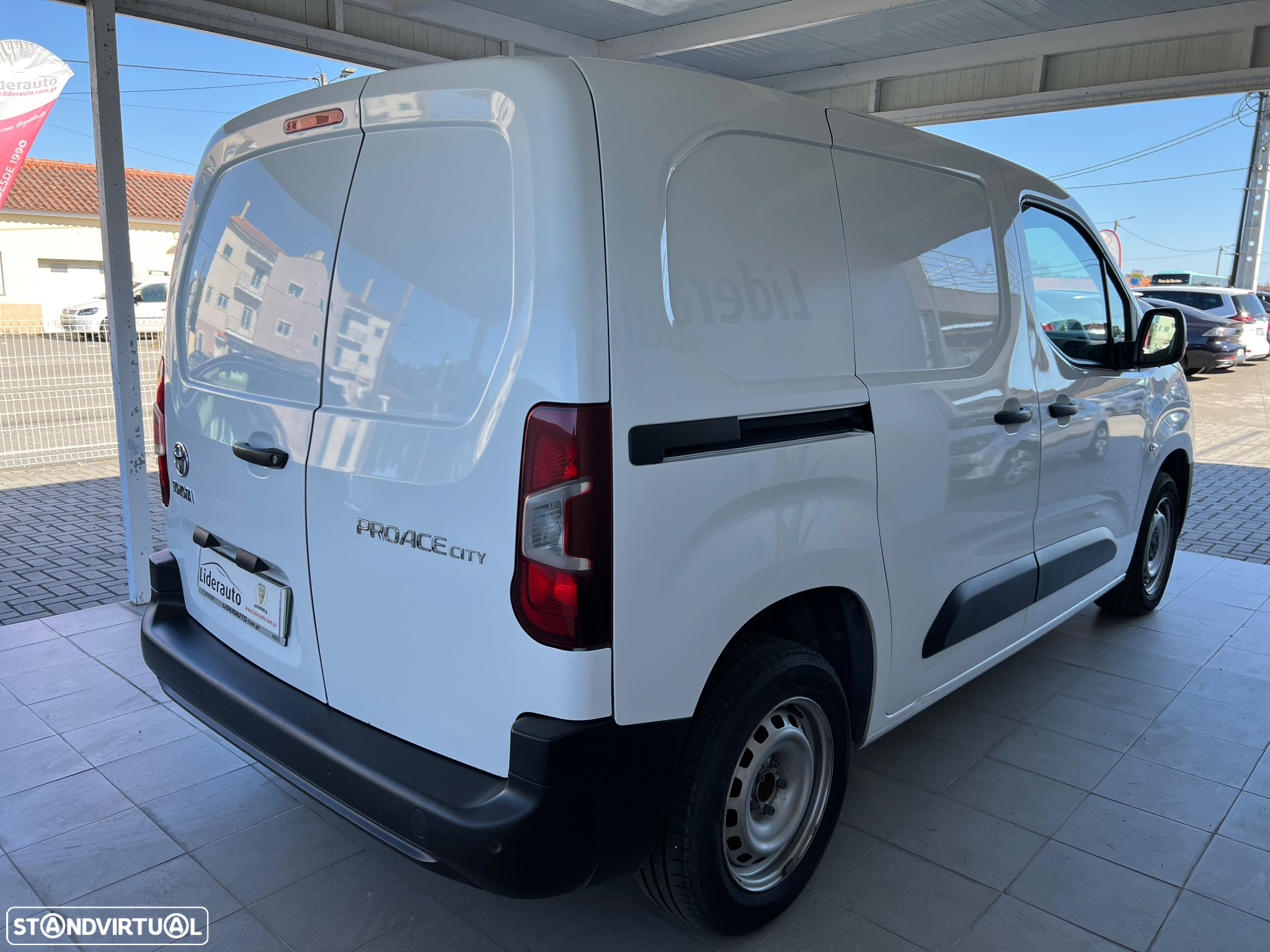 Toyota Proace City 1.5D L1 Comfort PTB - 7