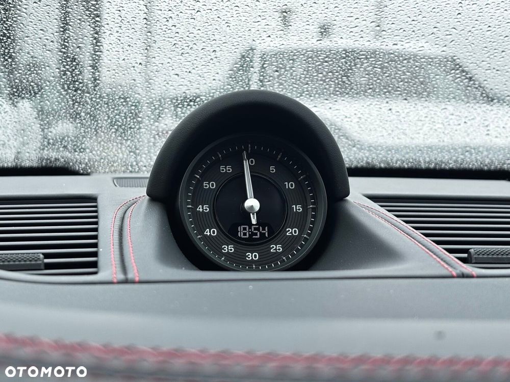 Porsche 911 - 28