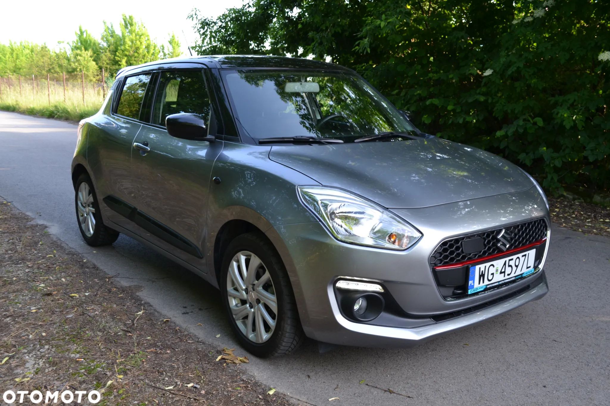 Suzuki Swift 1.2 Premium - 1