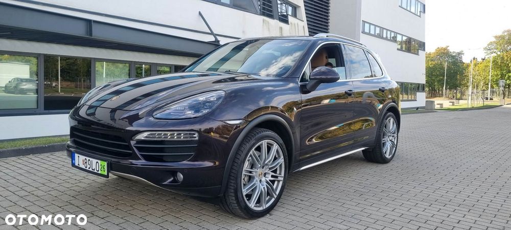 Porsche Cayenne - 1