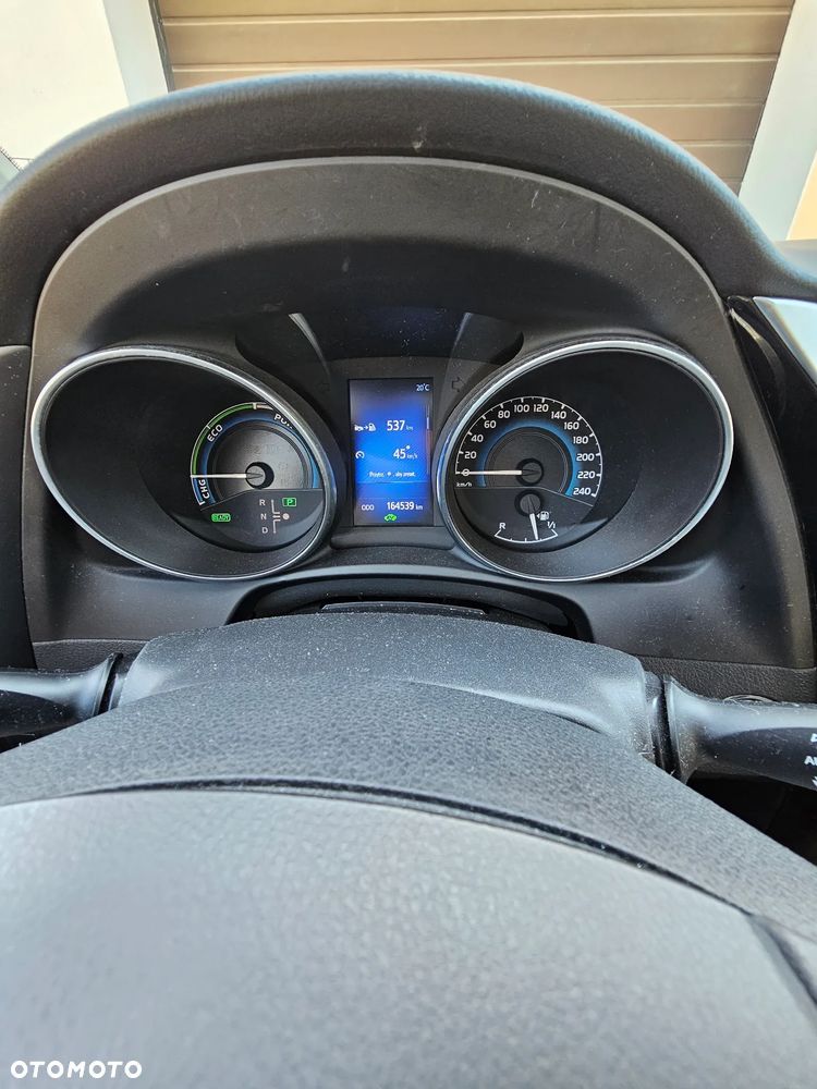 Toyota Auris Hybrid 135 Dynamic - 6