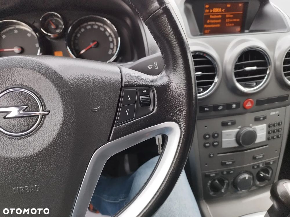 Opel Antara - 32