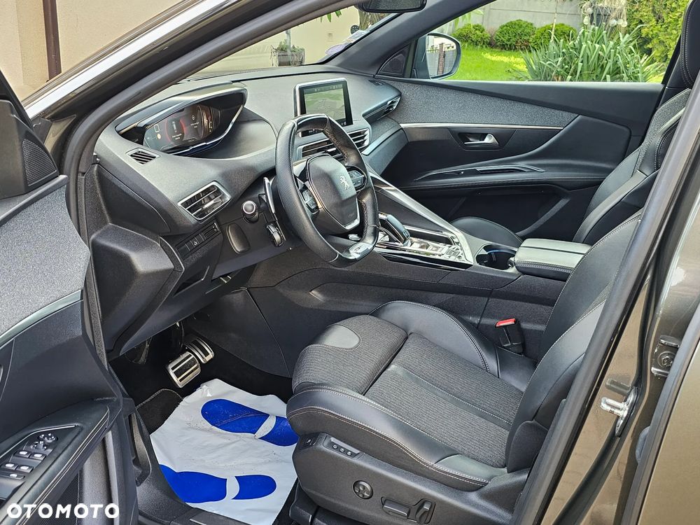 Peugeot 3008 1.6 PureTech GT S&S EAT8 - 18