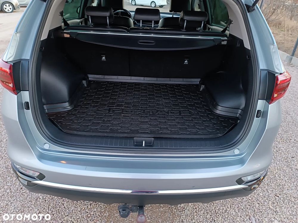 Kia Sportage 1.6 GDI 2WD DREAM-TEAM EDITION - 34