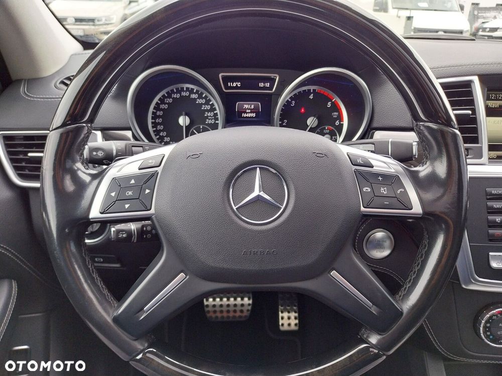 Mercedes-Benz GL - 29