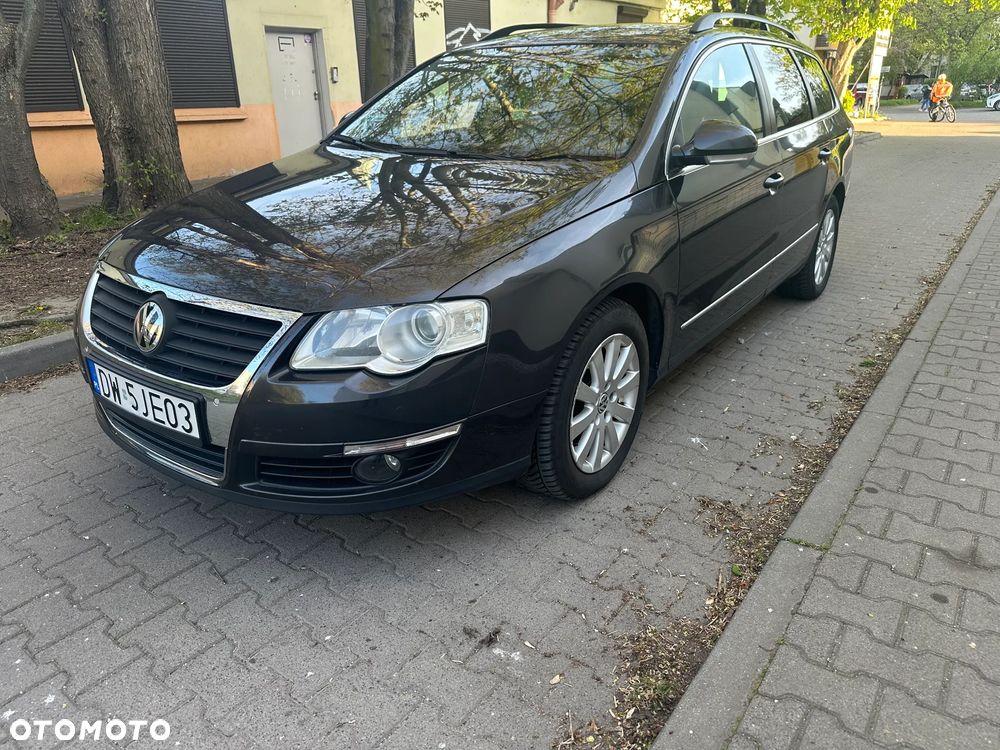 Volkswagen Passat 2.0 TDI DPF Highline - 1