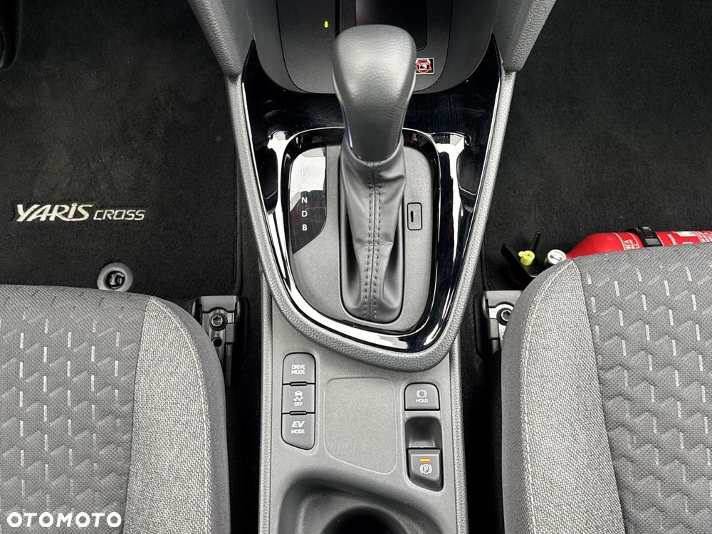 Toyota Yaris Cross Hybrid 1.5 Style - 25