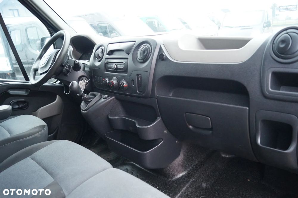 Renault Master - 24