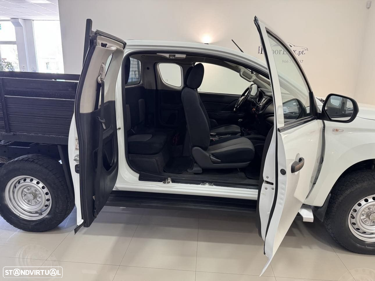 Mitsubishi L 200 2.3 DI-D CD Invite 4WD - 6