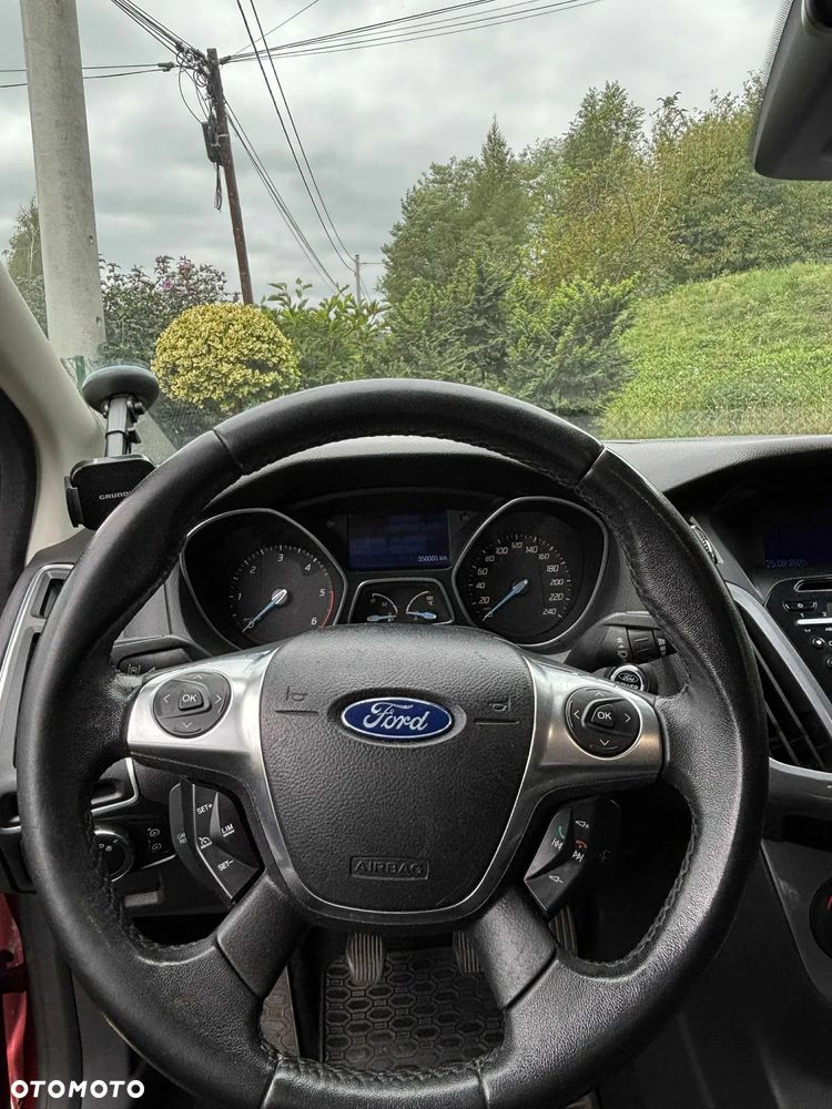 Ford Focus 1.6 TDCi DPF Start-Stopp-System Titanium - 9