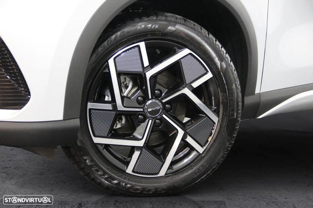 BYD Atto 3 60.48 kWh Design — fotografia 16