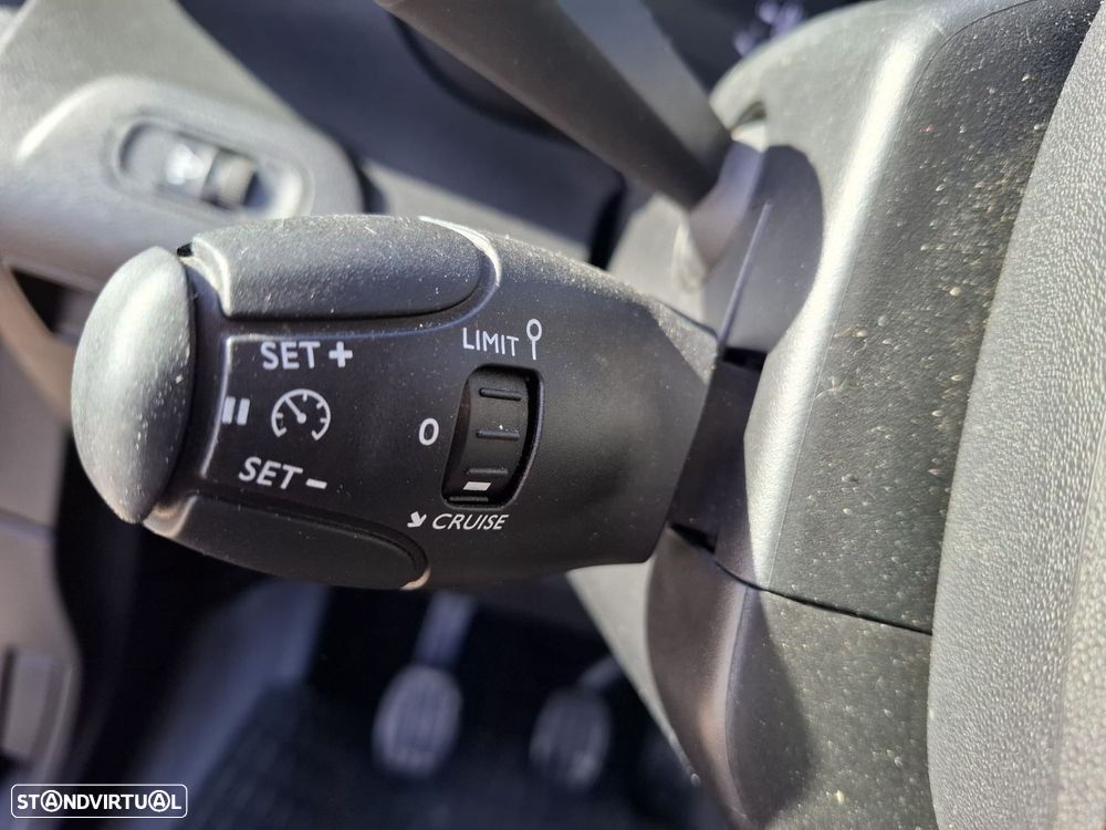 Citroën Berlingo 1.6 BlueHDi L1 Club 3L - 25