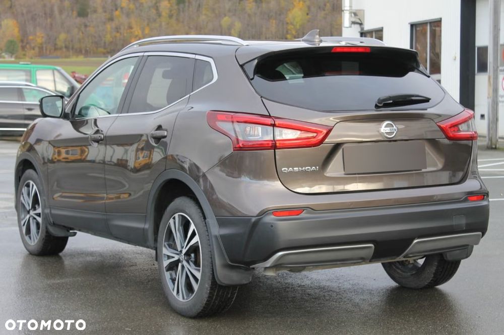 Nissan Qashqai 1.3 DIG-T DCT N-CONNECTA - 6