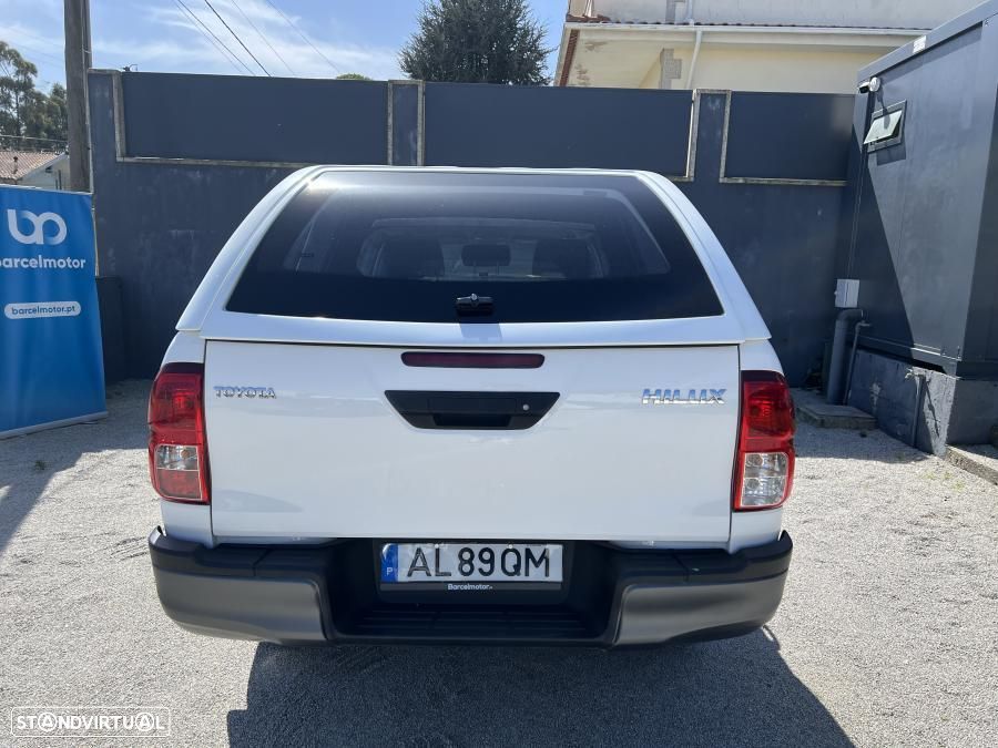 Toyota Hilux 2.4 D-4D 4WD CD CM - 5