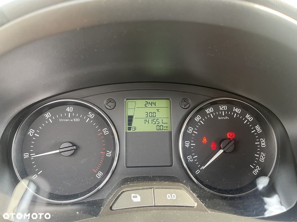 Skoda Fabia 1.2 HTP Fresh - 8