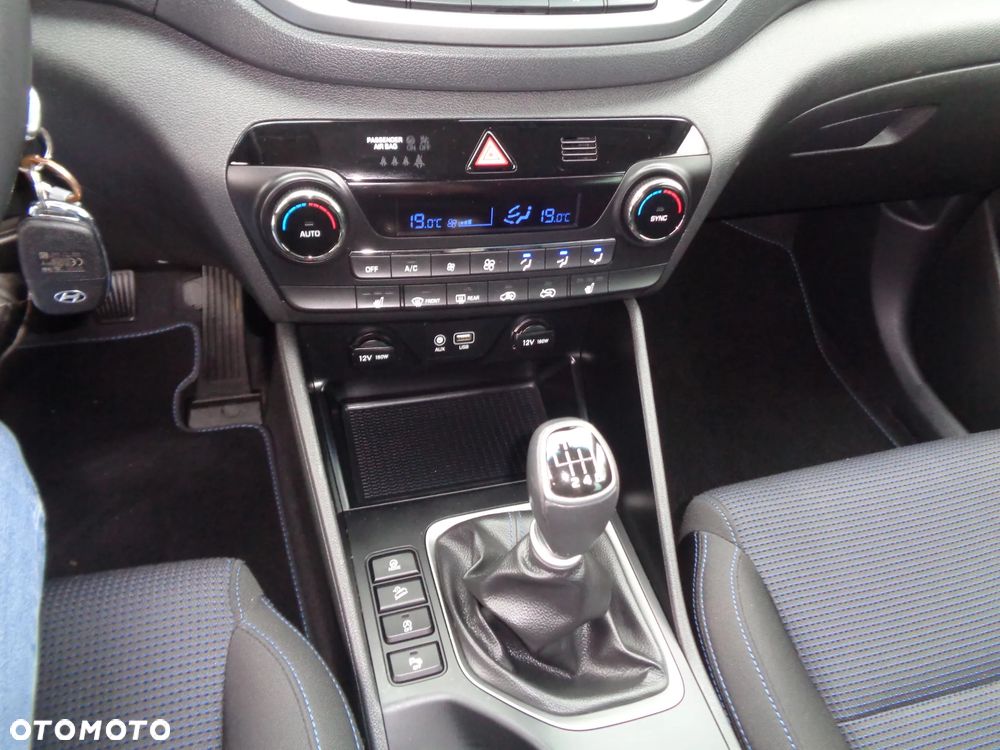 Hyundai Tucson 1.6 GDI BlueDrive Style 2WD - 14