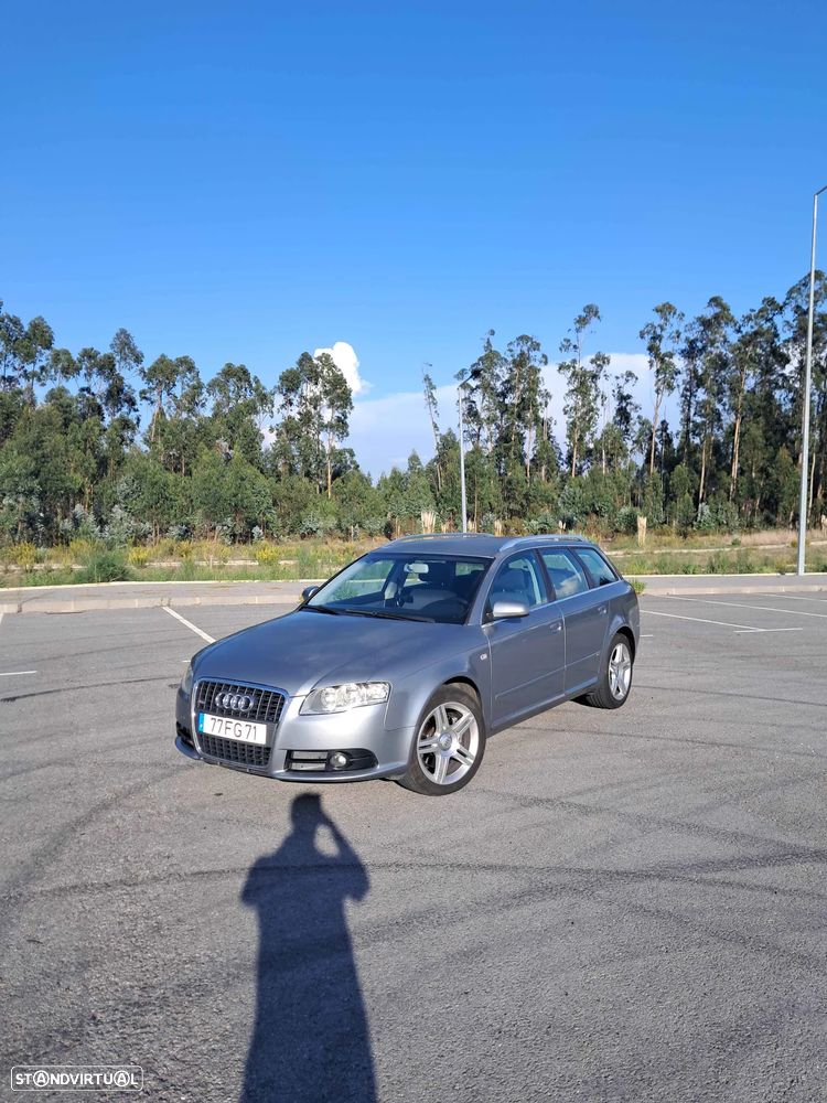Audi A4 Avant 2.0 TDi S-line - 1