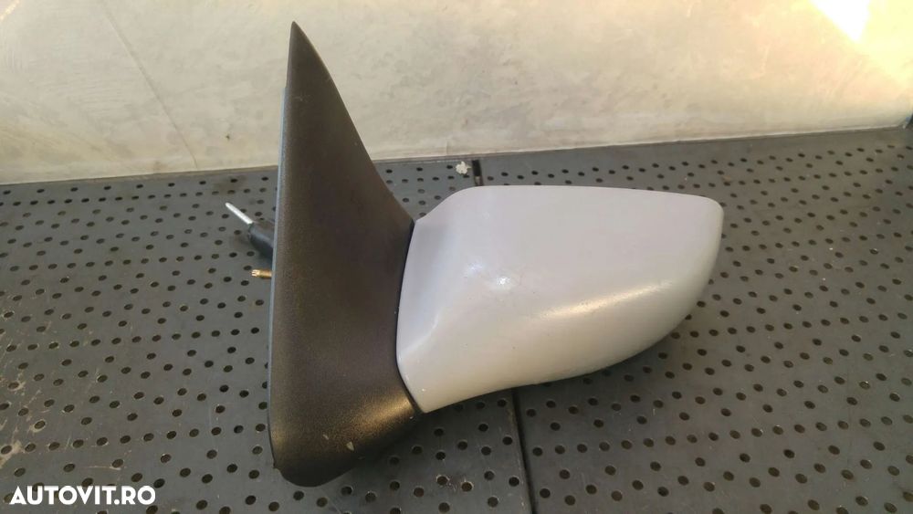 Oglinda manuala stanga ford puma 3004565 - 2