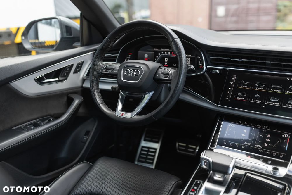 Audi SQ8 - 31