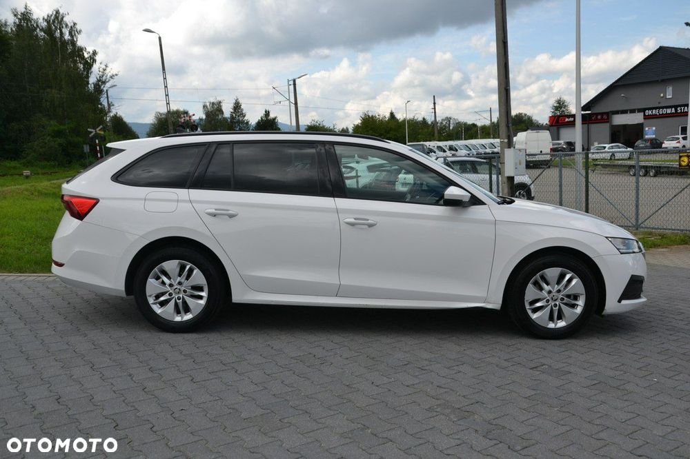 Skoda Octavia - 8
