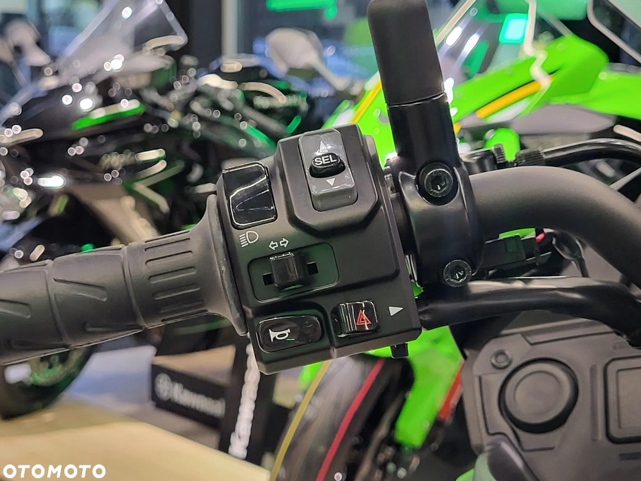 Kawasaki Versys 650 - 12