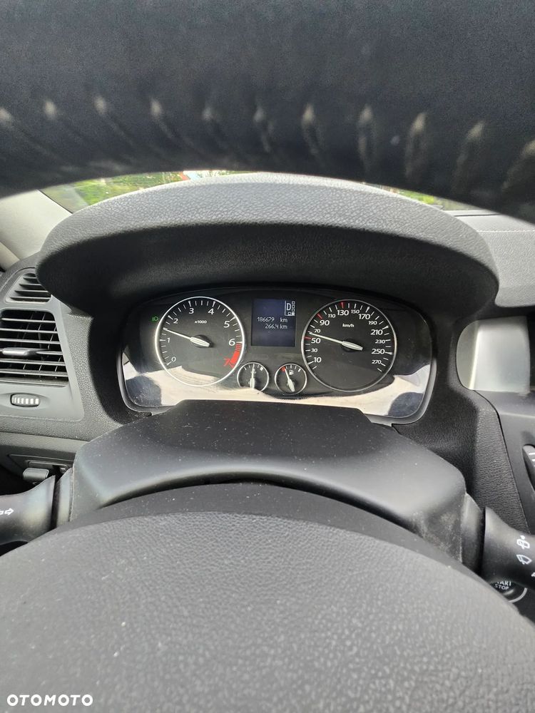 Renault Laguna 2.0T Image - 5