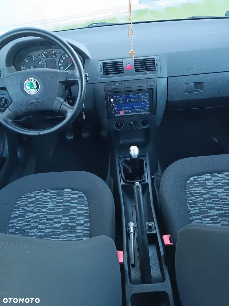 Skoda Fabia - 17