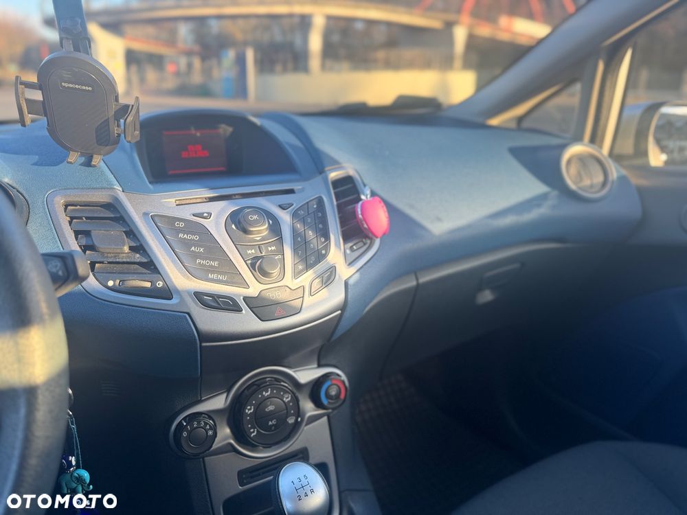 Ford Fiesta - 19