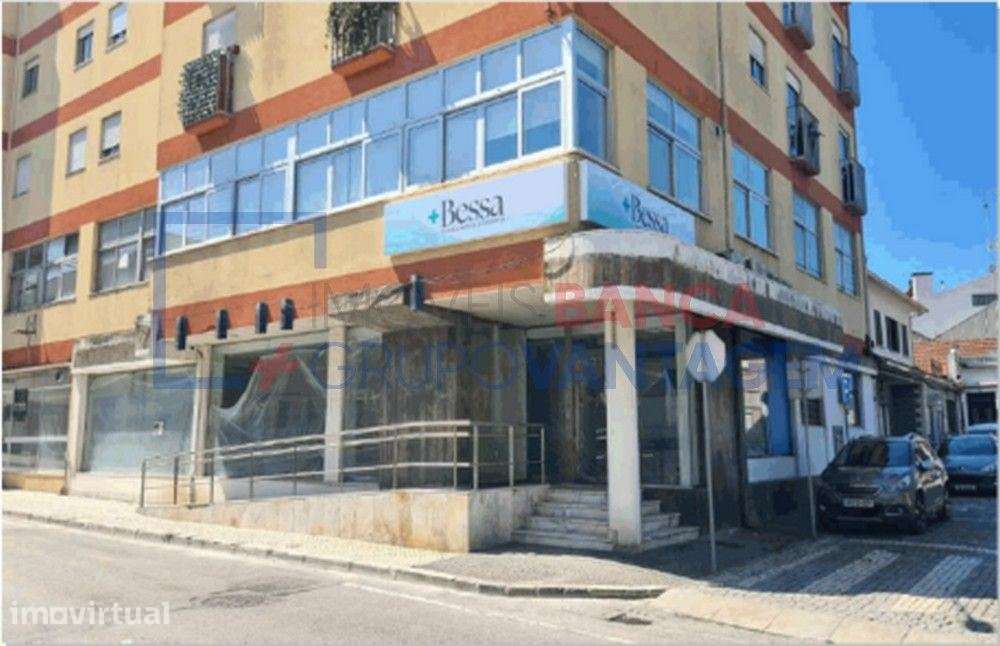 VAGOS CENTRO | 426 m² PARA O SEU PRÓXIMO PROJETO EMPRESARIAL - Grande imagem: 2/6