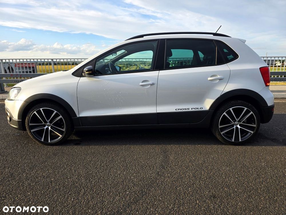 Volkswagen Polo 1.2 TSI Cross Urban White - 10