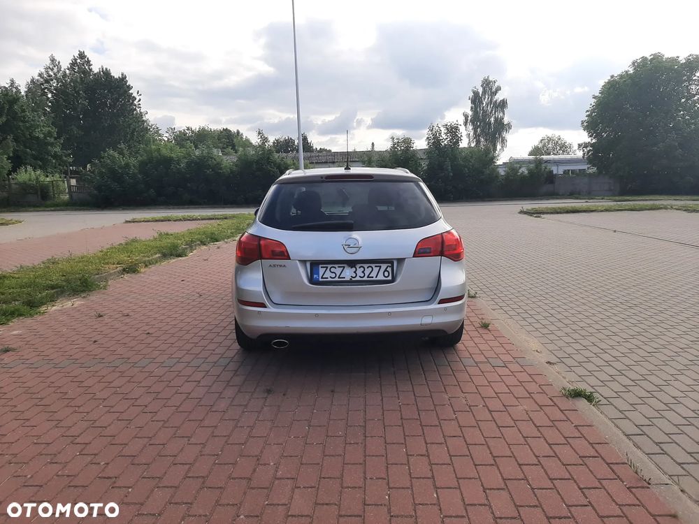 Opel Astra - 8