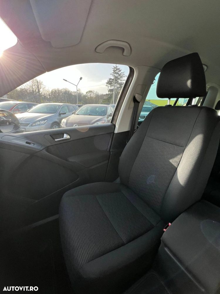 Volkswagen Tiguan - 23