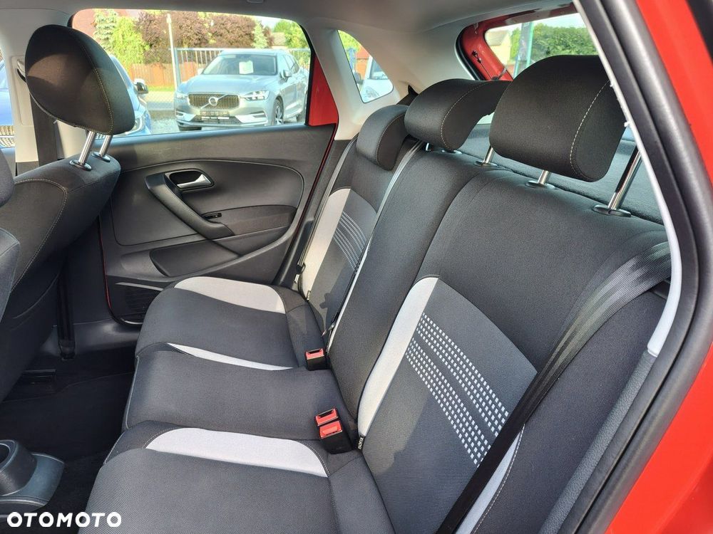 Volkswagen Polo 1.2 Life - 24