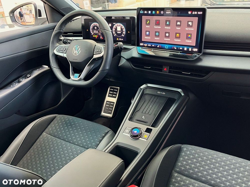 Volkswagen T-Roc 1.5 eTSI R-Line DSG - 6